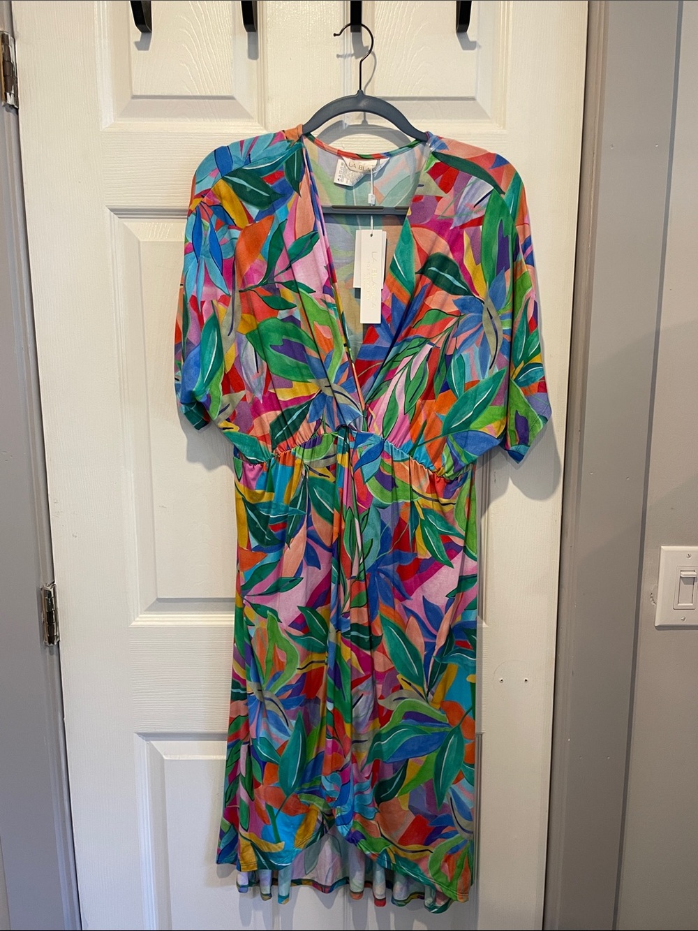 Vibrant Multicolor Leaf-Print V-Neck cover up